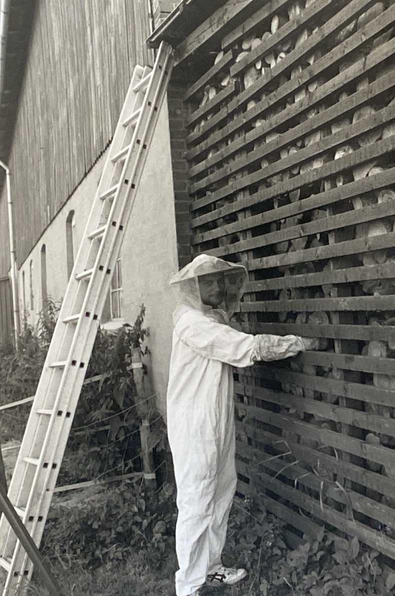 1995 Ein Nest in einem Holzlager ist immer eine Herausforderung